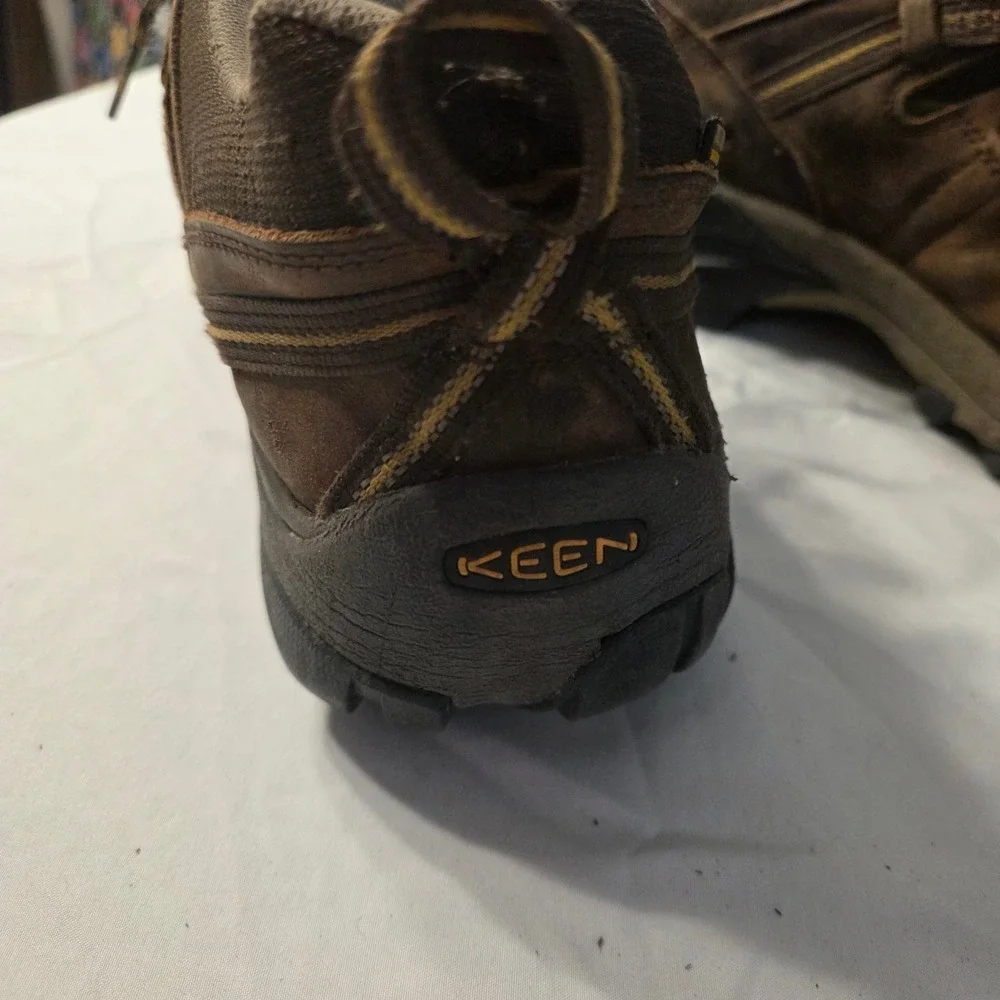 Keen targhee ii